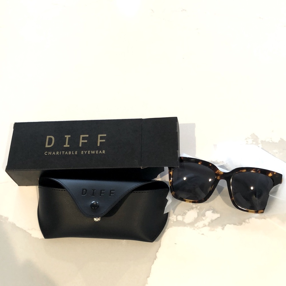 Diff Eyewear “Bella” sunglasses